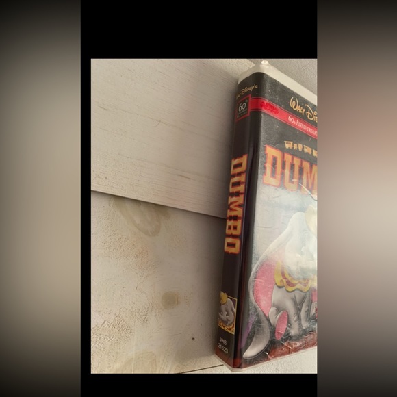 Rare 2001 vhs 60th anniversary edition dumbo - Picture 2 of 4
